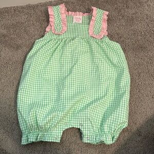 Green seersucker bubble